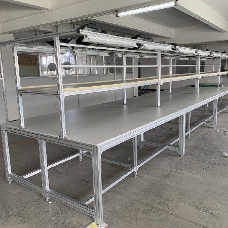 鋁型材雙邊工作臺(tái)電源線(xiàn)組裝生產(chǎn)線(xiàn)工作桌車(chē)間包裝臺(tái)流水線(xiàn)操作臺(tái)